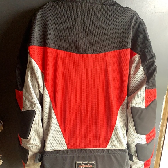 MotoBoss Black and Red Jacket - Picture 3 of 4